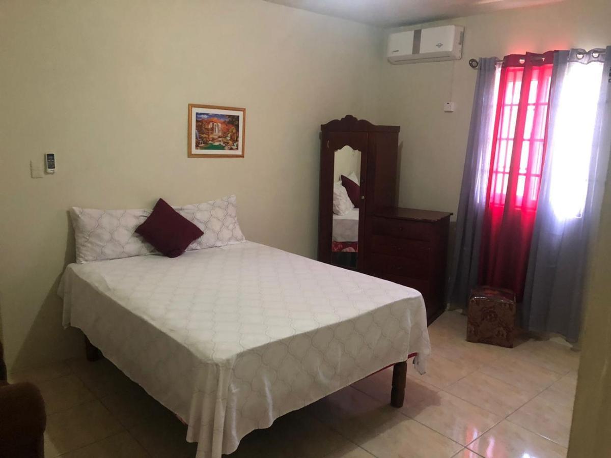Apartmentswestvillage 2Bedroom Montego Bay Kültér fotó